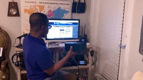 Icom IC R8600 Wideband Receiver - Radyoamatè Ayiti