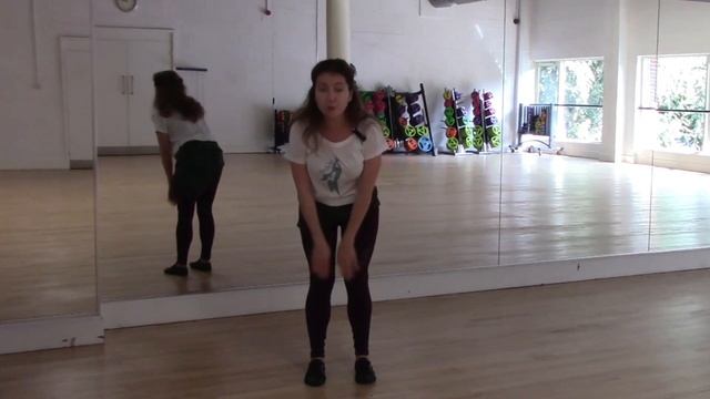 How to do a basic dance twist смотреть онлайн