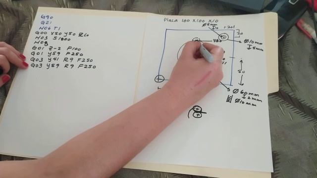 Programación CNC de desbastes circulares y barrenos escalonados смотреть онлайн