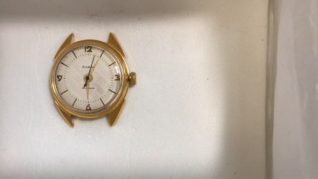 Мужские наручные часы Алмаз СССР ЧЧЗ 18 камней позолоченные смотреть онлайн