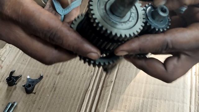 gearbox fitting of Bajaj platina CT 100 boxer ......#bike#bikelover#auto смотреть онлайн