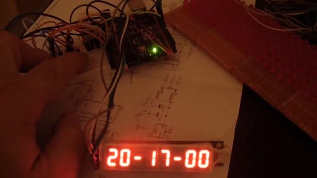 statie meteo cu DHT22 si ceas reglabil cu DS1307 pe afisaj cu 8 cifre LED (3) смотреть онлайн