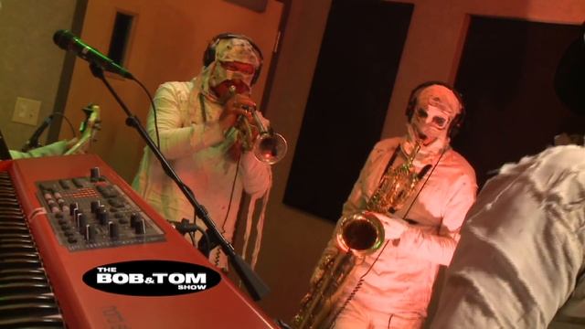 Pants - Here Come the Mummies смотреть онлайн