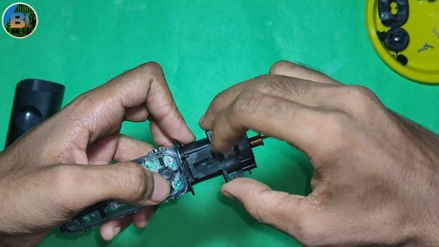how to repair MI beard trimmer🤔, Adjustable nob problem at home very easy😱BISWAJIT creativity смотреть онлайн