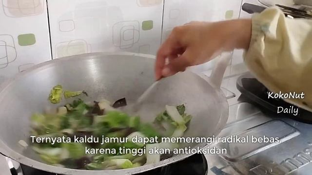 #dailyvlog Runitas Harian IRT/ Sunday Morning Lari Pagi | Susu Kurma dengan Strawberry смотреть онлайн