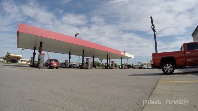 Be a Cashier at Pilot Flying J смотреть онлайн