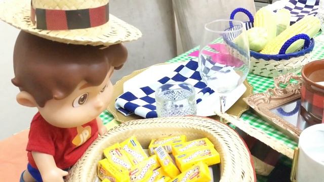 Criança Brincando | Benjamin | Bonecos Maria Clara e JP | FORMIGAS GIGANTES | GIANT ANT Attack смотреть онлайн