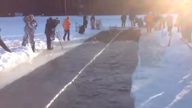 25 м брасс в проруби Серая Наталья и Осман Делибаш 24.01.2016 Подольск МОРЖИ СТОЛИЦЫ смотреть онлайн