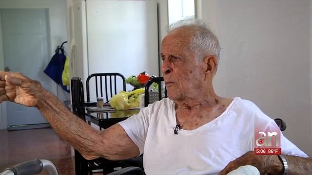 Arrestan a doctora cubana de Hialeah por intentar quedarse con la casa de su paciente смотреть онлайн