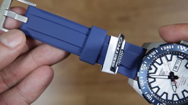 Seiko 5 SRP783K1 Automatic RUBBER mt.Fuji Limited Edition - UNBOXING смотреть онлайн