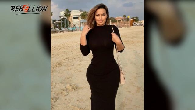 Andrea Abeli .. Biography, age, weight, relationships, net worth, outfits idea, plus size models смотреть онлайн
