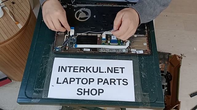 Dell Latitude 5590 disassembly replace LCD screen motherboard keyboard palmrest bottom case cooler. смотреть онлайн