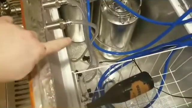 My new 6 tap keezer build смотреть онлайн