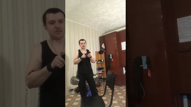 Разлом ключа на 8мм с весом по 15кг на каждой руке смотреть онлайн