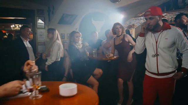 В Питере пить смотреть онлайн