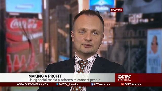 Mikolaj Jan Piskorski on social media in daily lives смотреть онлайн