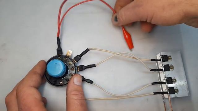 "Лабораторник" на минималках - The simplest power supply смотреть онлайн