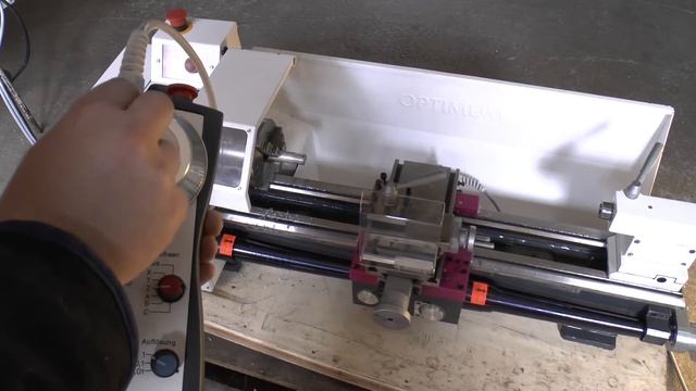 Optimum TU 2506 Opti Turn / Vario Drehmaschine Mit Handrad Beim Gewindeschneiden