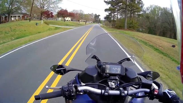 2019 Yamaha Niken GT - Test Ride and Review смотреть онлайн