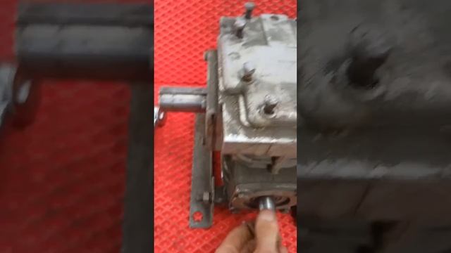 Редуктор червячный Ч-80, 1:40 смотреть онлайн