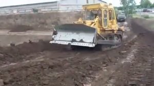 Бульдозер Комацу D85