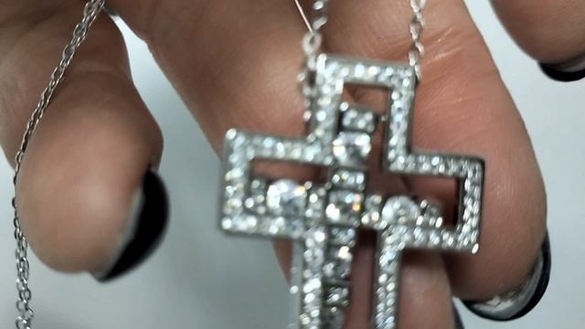 Бижутерия серьги , колье . Заказ на ватсап +79083191849 смотреть онлайн