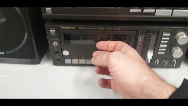 Technics SL 5 Turntable + SA K5L Cassette Receiver смотреть онлайн