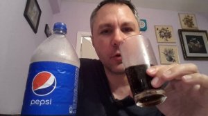АСМР ИТИНГ. ПЬЮ ПЕПСИ-КОЛУ. ASMR
