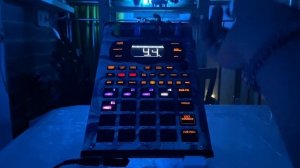 Roland SP-404 MK2 _ Chill beat Soviet music samples