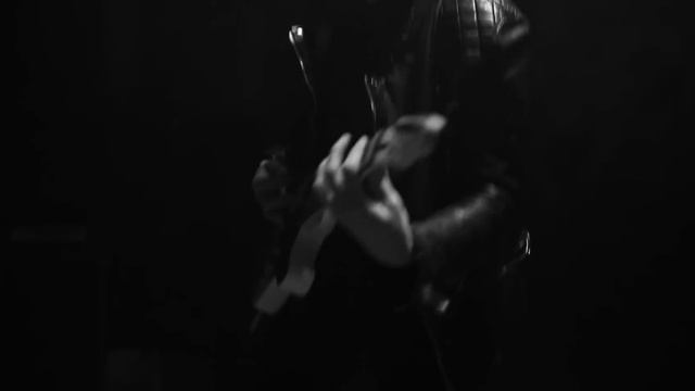 8 Graves x Saint Slumber - Guillotine (Official Music Video) смотреть онлайн