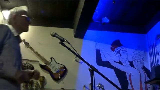 MA CHERIE,C'EST MOI cover JOHNNY HALLIDAY смотреть онлайн