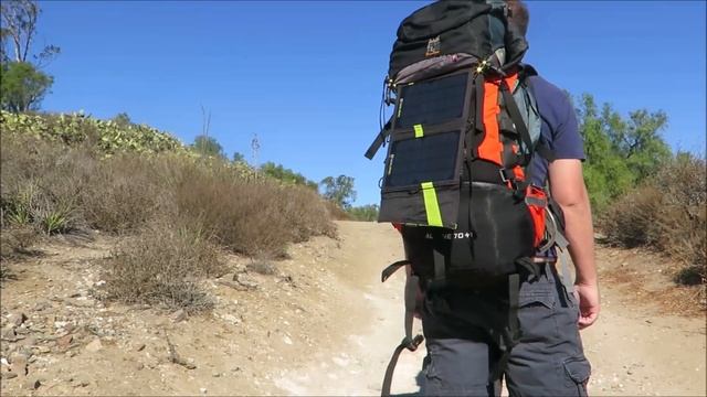 Light Weight Camping Solar Panel! смотреть онлайн