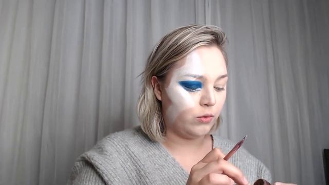Lara Pasternak - Maquiagem Artística - POP ART смотреть онлайн