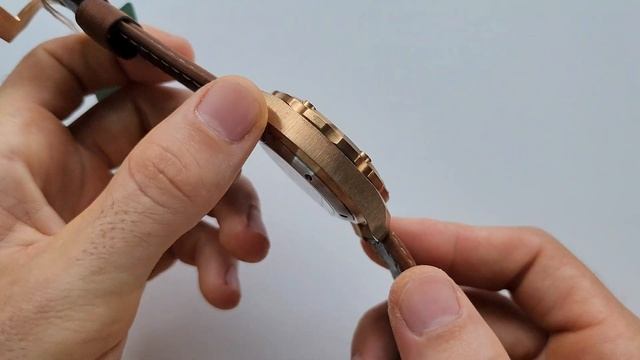 SteelDive 1942s Bronze Diver Watch | New hands - New style | Short Review смотреть онлайн