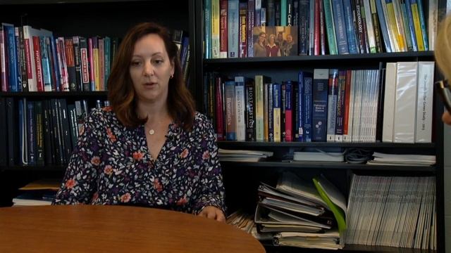 Researchers examining why menopause causes weight gain смотреть онлайн