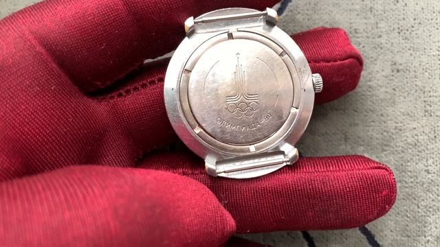 Collectible watch Wostok 17 jewels Olympic Games in Moscow 1980 made in USSR/VOSTOK Olympiad 80 240 смотреть онлайн