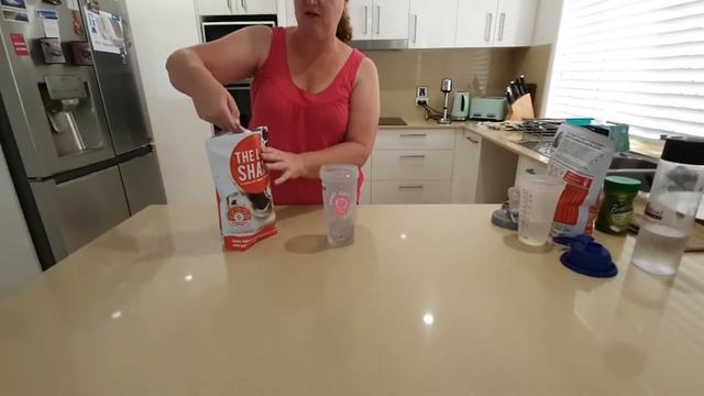 The Lady Shake - My Weight Loss Journey - Ep 5 / Day 42 - The Chunky Shaker - Low Cal Ice Cream смотреть онлайн