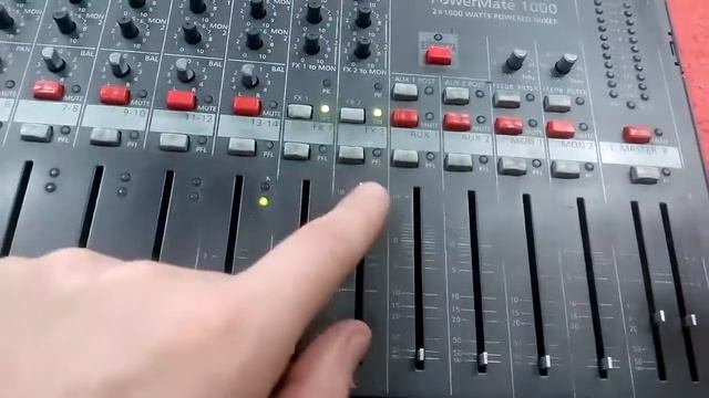 Dynacord powermate 1000-3 FX PROBLEM смотреть онлайн