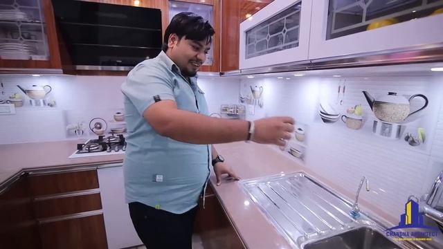 Design of 8' x 8' Small Modular Kitchen by Ashish Chandna, Chandna Architect & Interior Designer смотреть онлайн