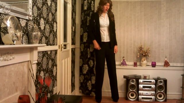Crossdresser in Business Suit and Black Suede Boots 24/09/2014 смотреть онлайн