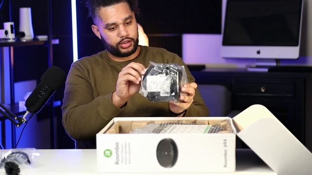 Roomba 694 unboxing. What comes with this affordable robot vacuum смотреть онлайн