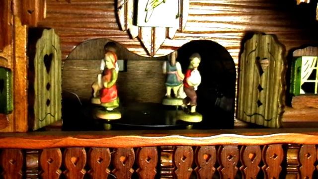 Ромбах и Хаас - часы с кукушкой - исторические 2 смотреть онлайн