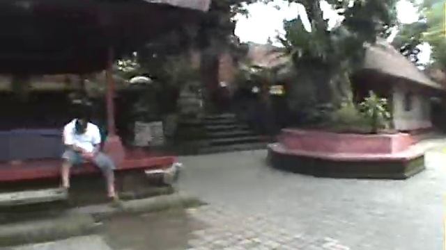 The Royal Pita Maha start at Puri Saren Agung смотреть онлайн