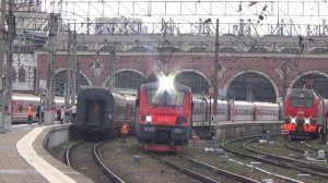 Электропоезд ЭП2Д-0150 ЦППК сообщением Москва - Раменское и Электровоз ЭП20-010