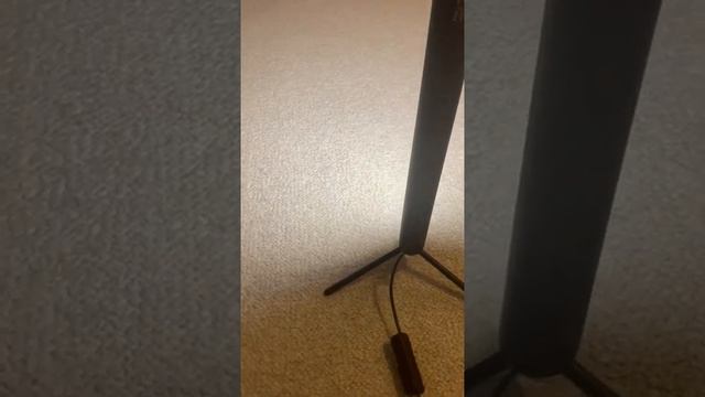 Smart Table Lamp, Bedside or Bedroom Lamp Review, Sleek design but a few issues – also overpriced смотреть онлайн