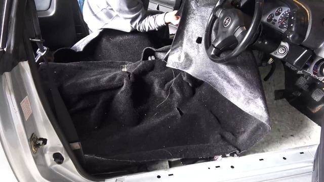 Nissan Skyline Terra Firma carpet install! rust repair fixed. Updated interior. смотреть онлайн