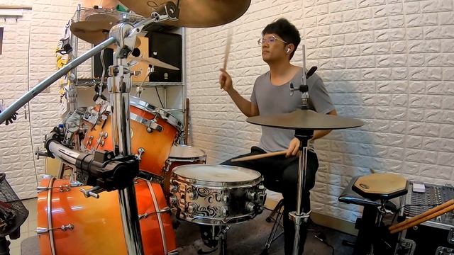 ONE OK ROCK - Start Again(Drum cover) смотреть онлайн