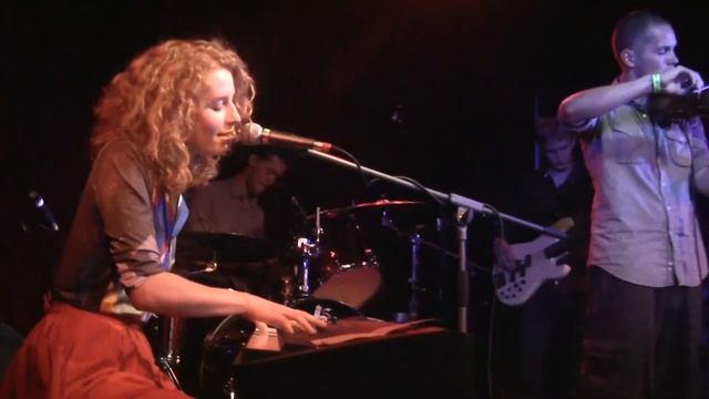 Alina Orlova - Zeme, sukis greitai @16tons (19) смотреть онлайн
