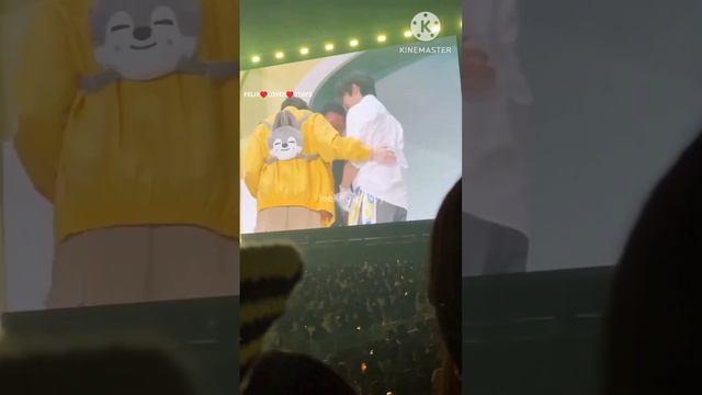 Tug of war, quokka 🐿️ crying, special moments 🤧♥️in Straykids Osaka fanmeeting ! смотреть онлайн