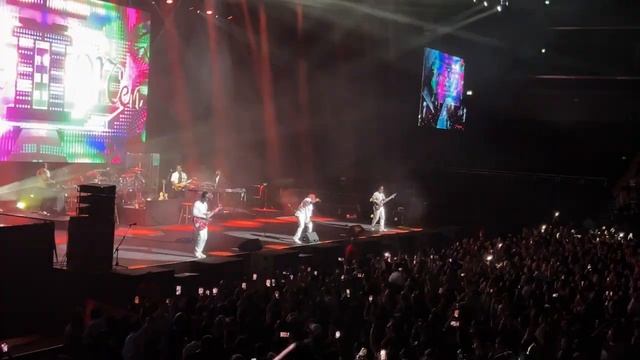 BOYZ II MEN LIVE DUBAI CONCERT 2024 COCA COLA ARENA смотреть онлайн